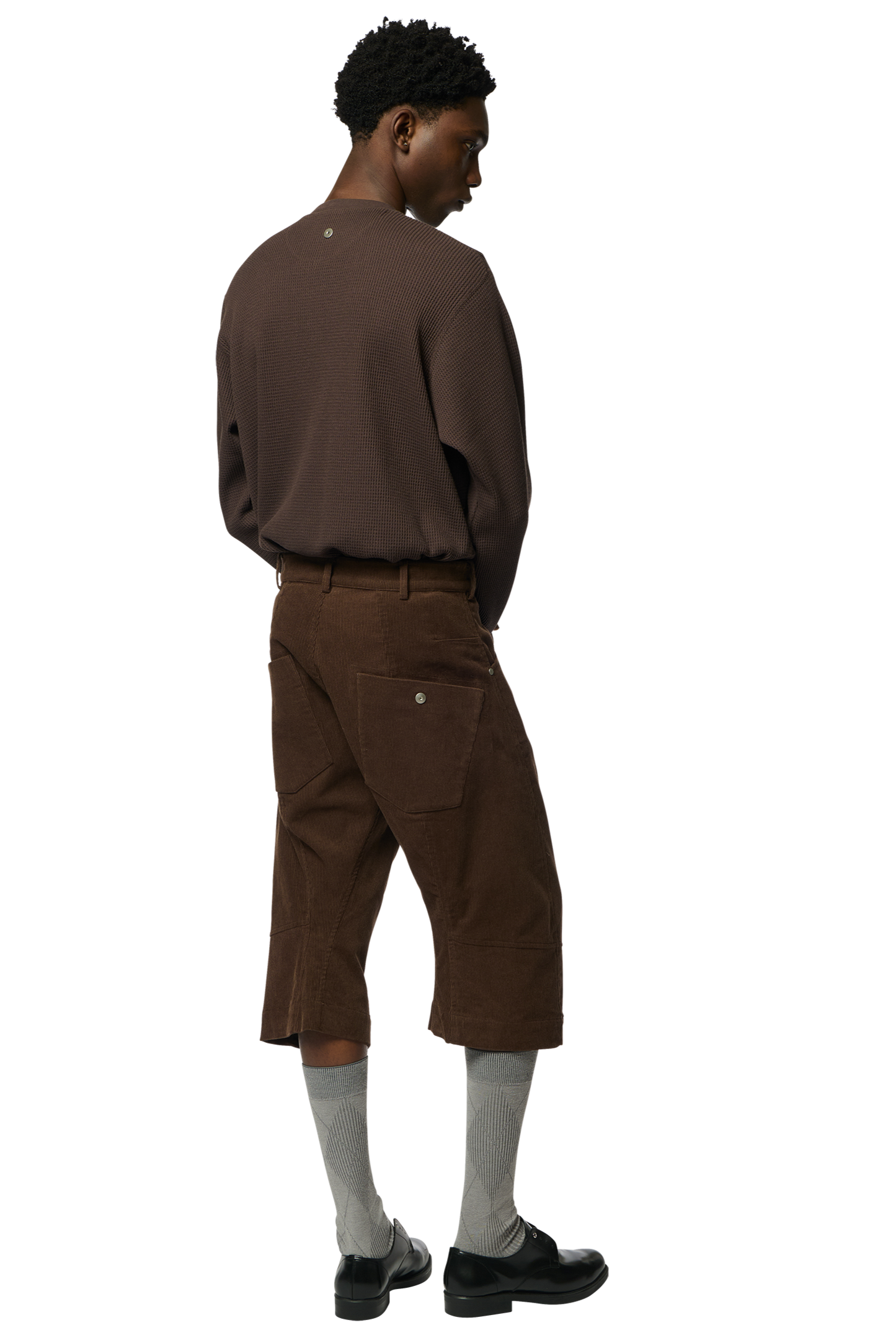 KNEE DARTED FLARE SHORTS / MICRO CORDUROY DARK BROWN