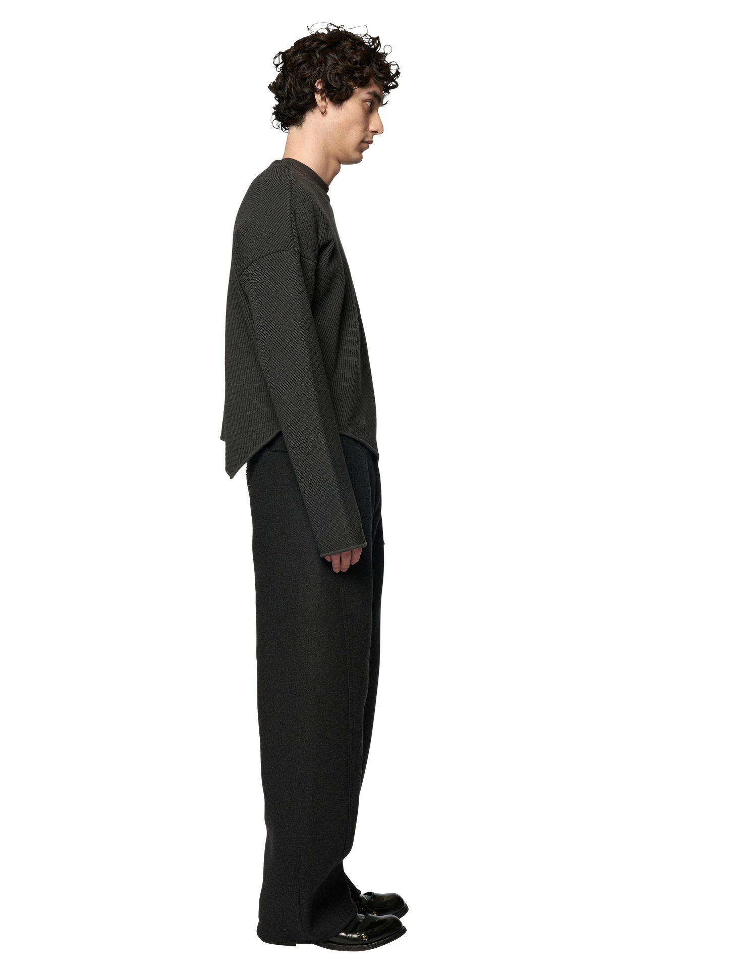 SLANTED CREWNECK JUMPER / ULTRA FINE MERINO WOOL