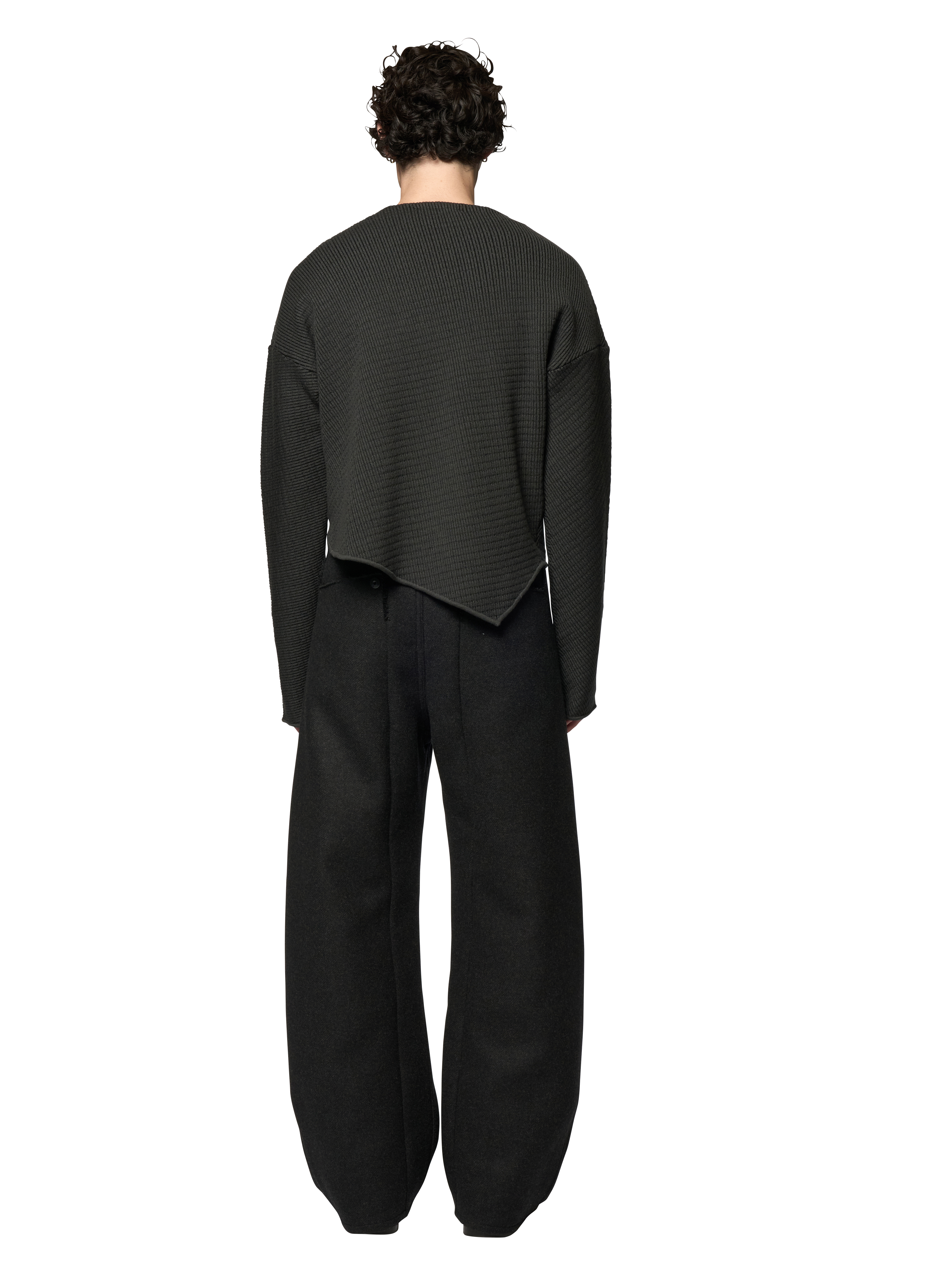 SLANTED CREWNECK JUMPER / ULTRA FINE MERINO WOOL