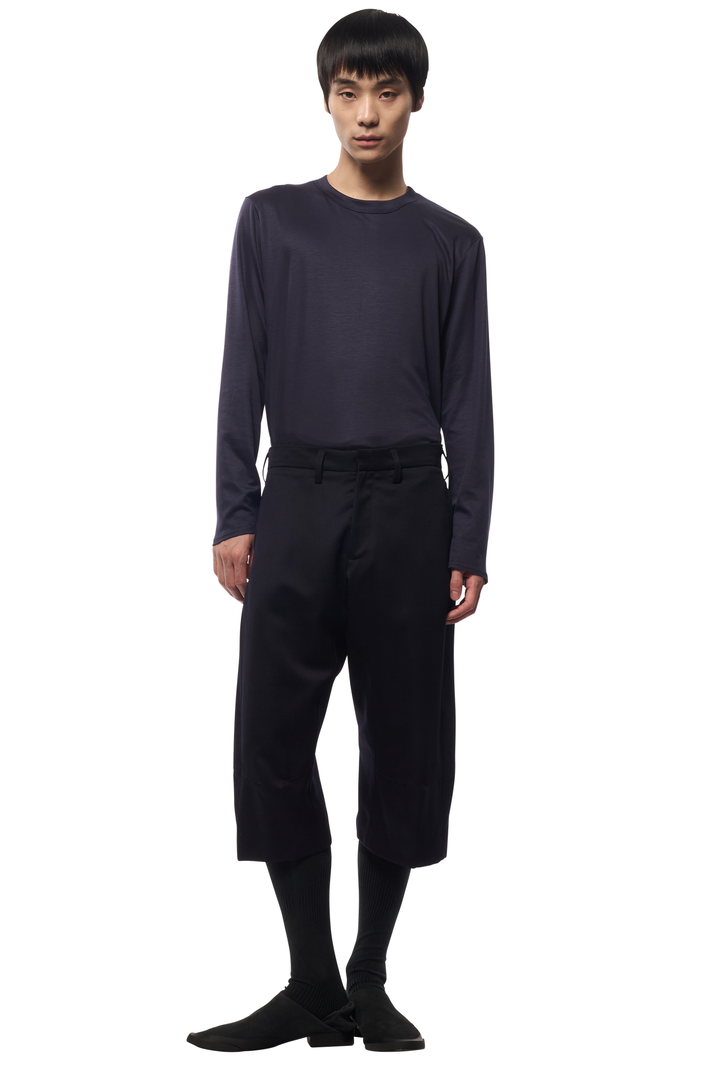 KNEE DARTED FLARE SHORTS / TUXEDO CLOTH