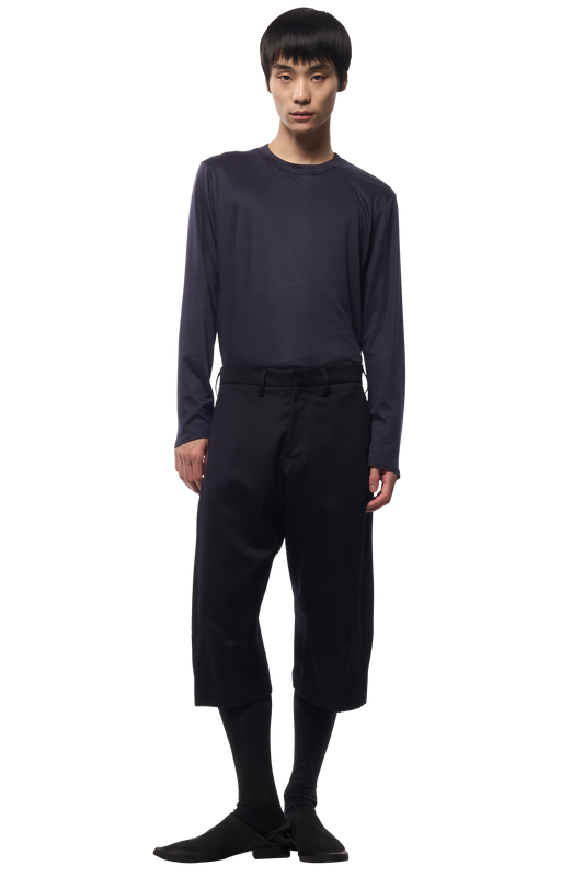 KNEE DARTED FLARE SHORTS / TUXEDO CLOTH